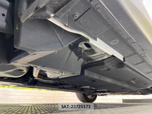 Lexus UX 2019-06 8158717-19
