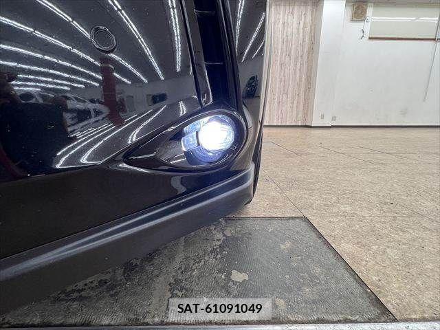 Lexus UX 2019-03 8158718-12