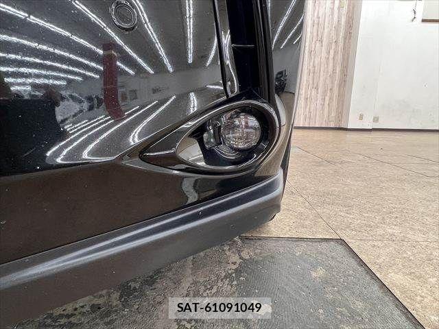 Lexus UX 2019-03 8158718-22