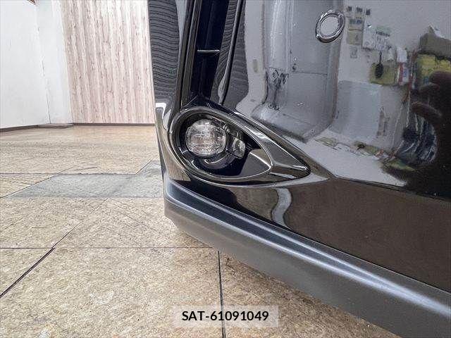 Lexus UX 2019-03 8158718-24