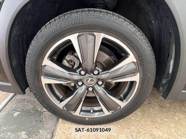 Lexus UX 2019-03 8158718-27