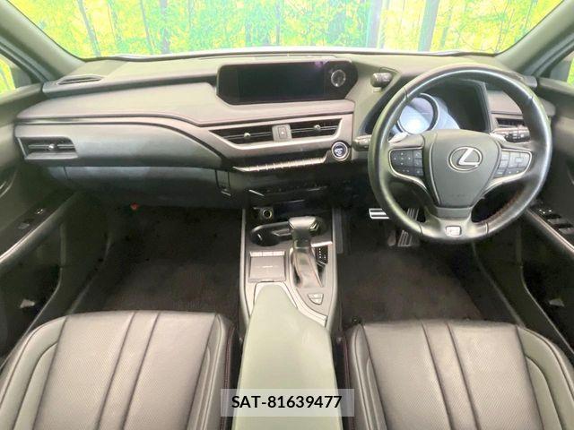 Lexus UX 2020-05 8208475-1
