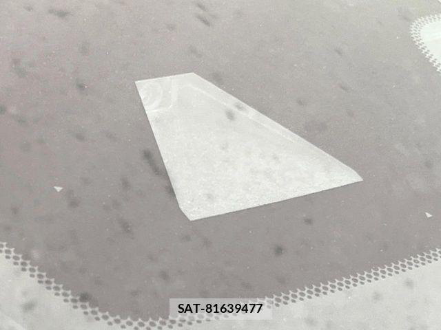 Lexus UX 2020-05 8208475-5