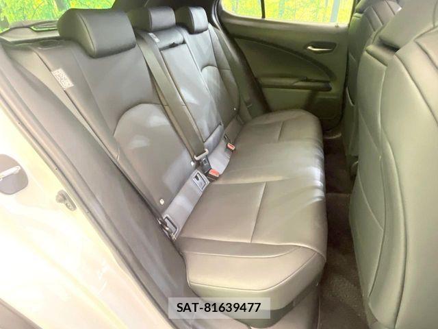Lexus UX 2020-05 8208475-8