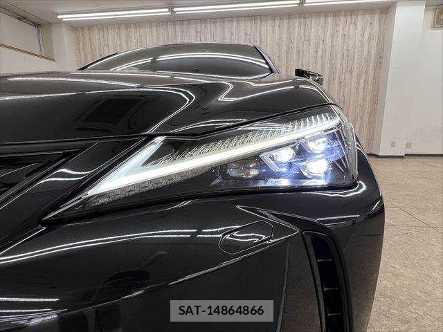 Lexus UX 2023-07 8208474-10