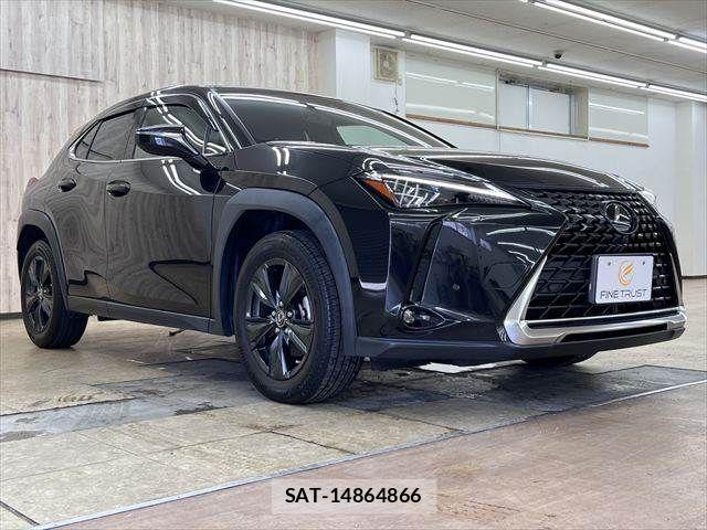 Lexus UX 2023-07 8208474-14