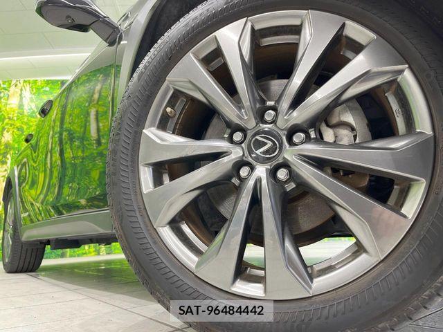 Lexus UX 2019-07 8208478-12