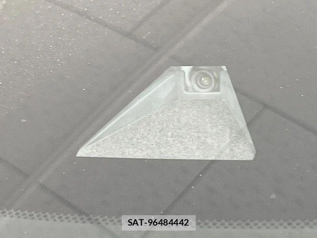 Lexus UX 2019-07 8208478-3