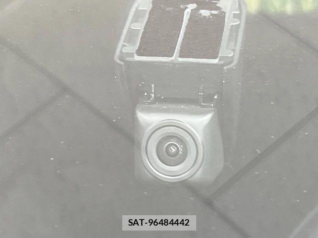 Lexus UX 2019-07 8208478-4