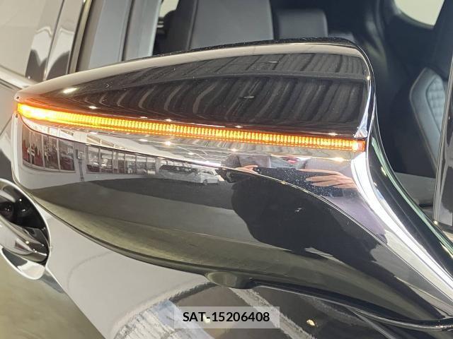 Lexus UX 2021-11 8230667-4