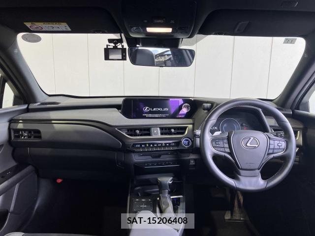 Lexus UX 2021-11 8230667-5
