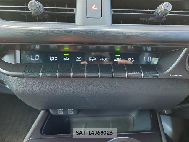 Lexus UX 2024-03 8245780-16