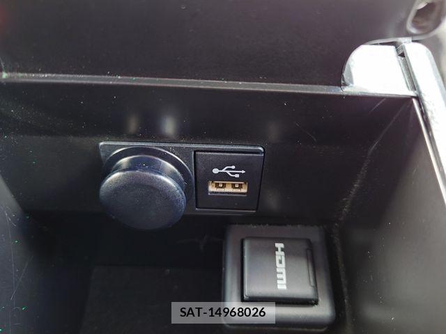 Lexus UX 2024-03 8245780-18