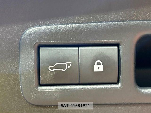 Lexus UX 2018-12 8245781-6