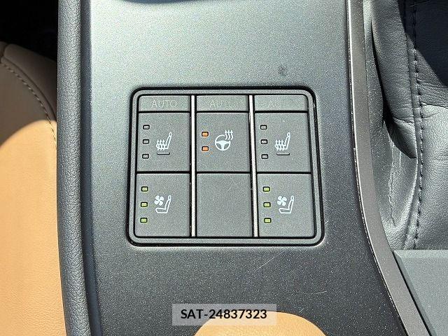 Lexus UX 2023-12 8315241-22