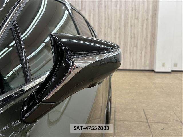 Lexus UX 2019-08 8315243-23