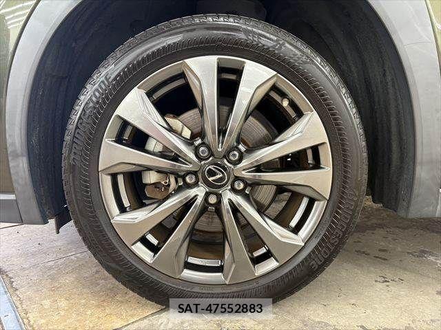Lexus UX 2019-08 8315243-27