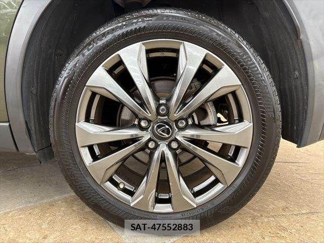 Lexus UX 2019-08 8315243-28