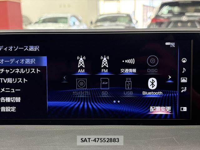 Lexus UX 2019-08 8315243-4