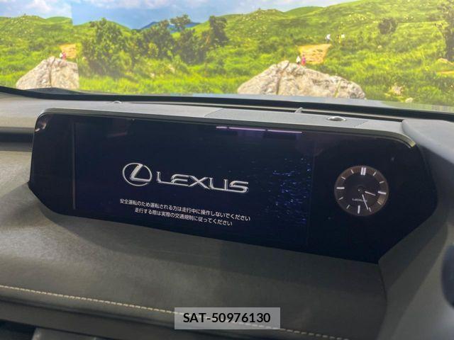 Lexus UX 2022-02 8315242-4