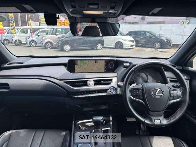 Lexus UX 2020-02 8315240-2