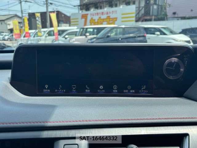 Lexus UX 2020-02 8315240-5