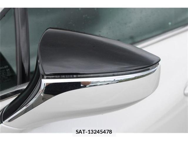 Lexus UX 2023-06 8336630-21