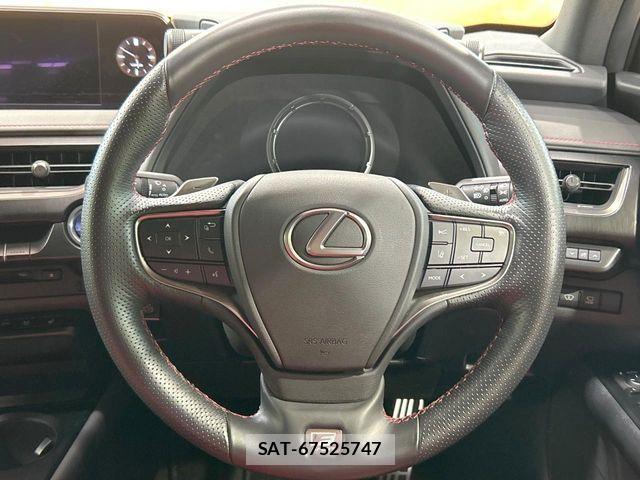 Lexus UX 2019-07 8336623-11
