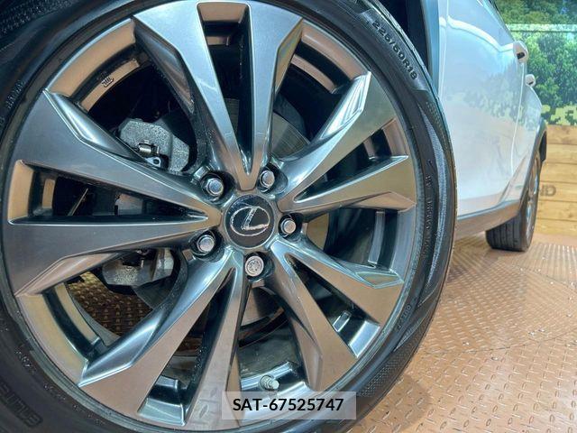 Lexus UX 2019-07 8336623-13