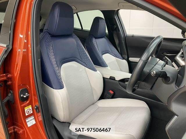 Lexus UX 2019-01 8336633-10