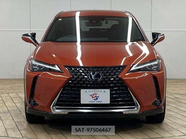 Lexus UX 2019-01 8336633-15