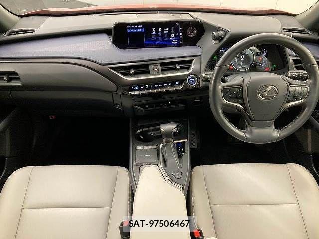 Lexus UX 2019-01 8336633-1