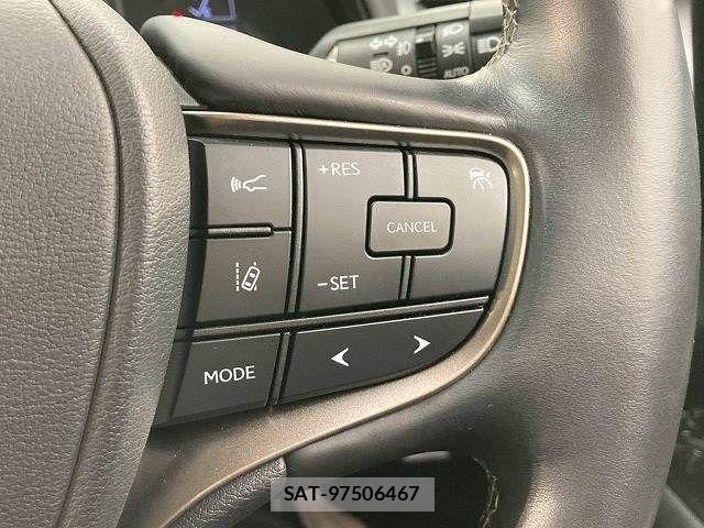 Lexus UX 2019-01 8336633-7