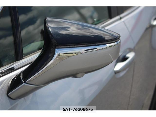 Lexus UX 2023-06 8336629-27