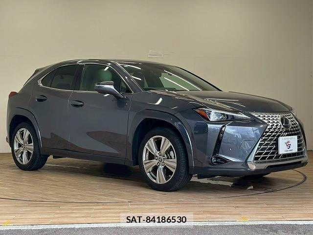Lexus UX 2023-07 8336625-13