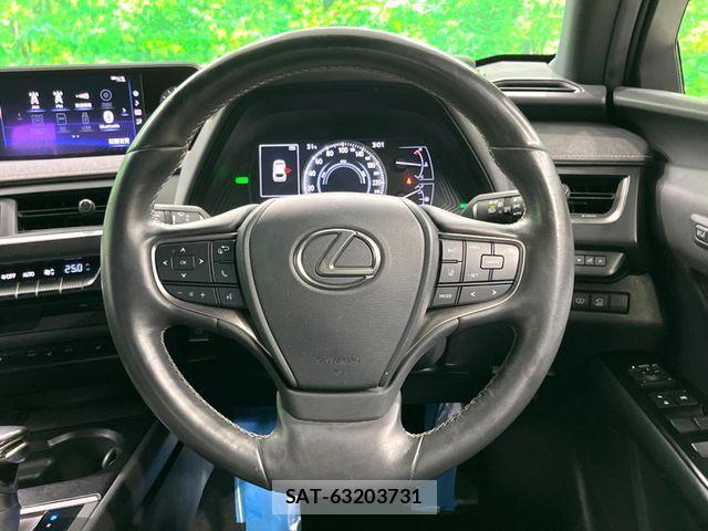 Lexus UX 2020-03 8336632-12