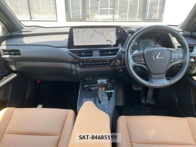 Lexus UX 2023-06 8336628-1
