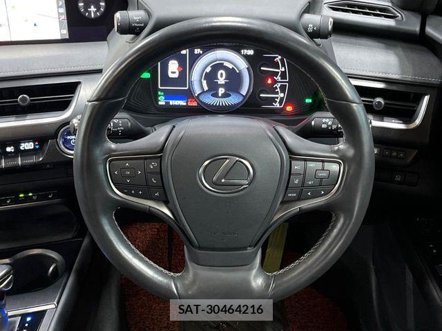Lexus UX 2020-03 8336631-12