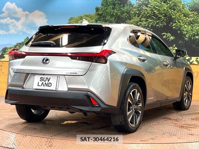 Lexus UX 2020-03 8336631-16