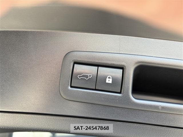 Lexus UX 2021-08 8354872-21
