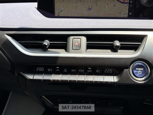 Lexus UX 2021-08 8354872-25