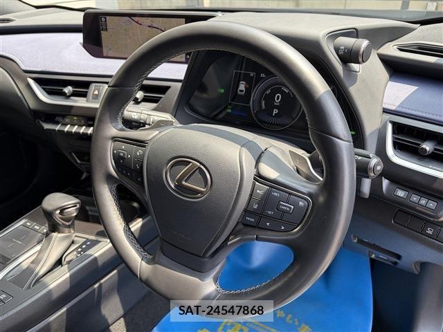 Lexus UX 2021-08 8354872-28