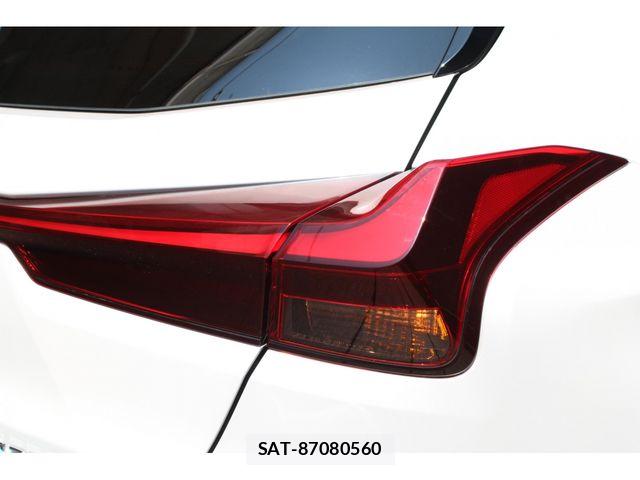 Lexus UX 2023-03 8354869-14