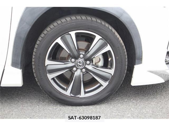 Lexus UX 2019-08 8371809-14