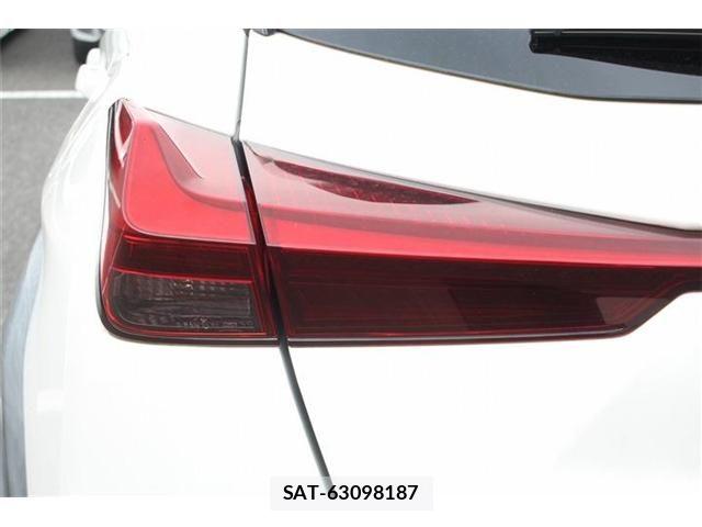 Lexus UX 2019-08 8371809-25