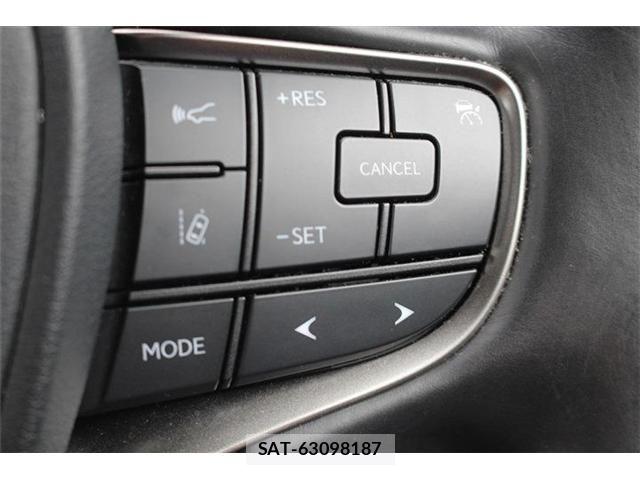 Lexus UX 2019-08 8371809-3