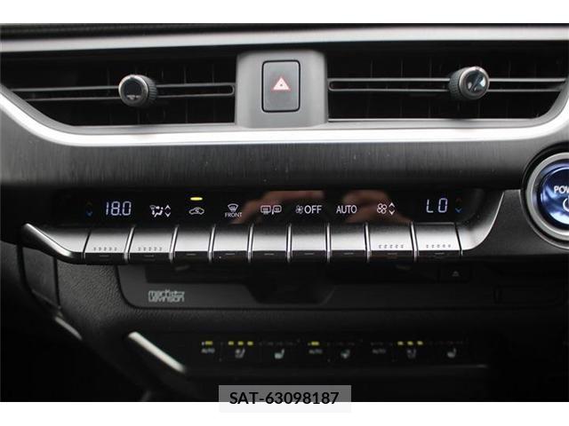 Lexus UX 2019-08 8371809-5