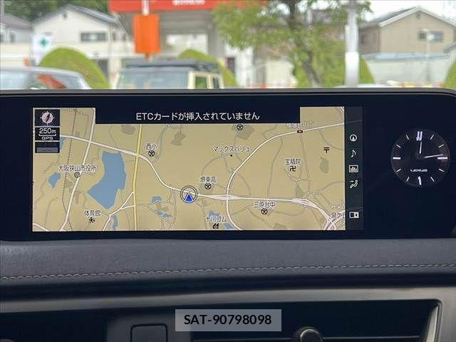 Lexus UX 2019-03 8413349-2
