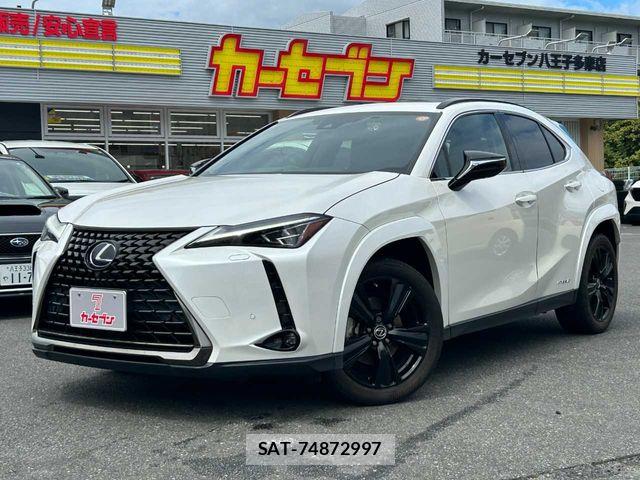 Lexus UX 2022-02 8413348-0