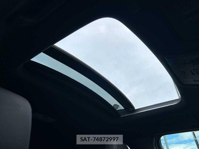 Lexus UX 2022-02 8413348-2
